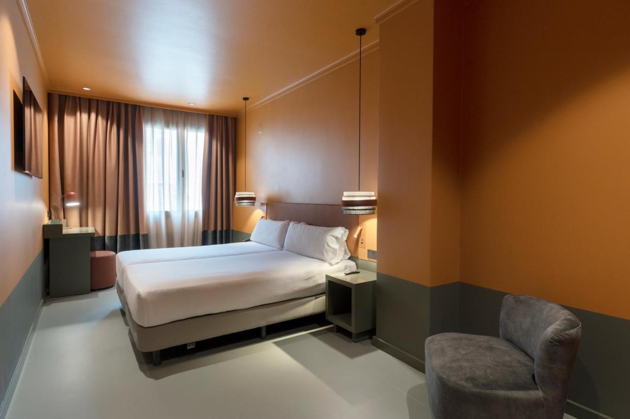 Chic&basic Reding 3* Barcellona